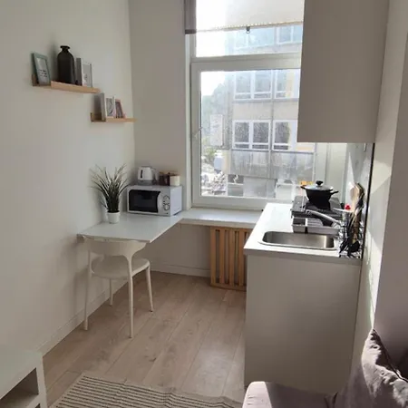 Apartment Cozy Place Near Bus Station